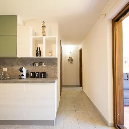 Apartman Veranda With Jacuzzi & Bbq 1 Minute From The Capo Comino
