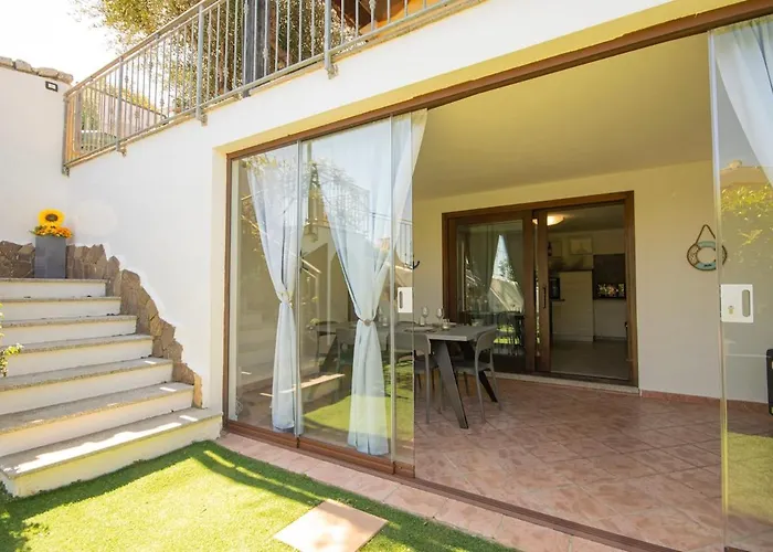 Appartamento Veranda With Jacuzzi & Bbq 1 Minute From The Capo Comino