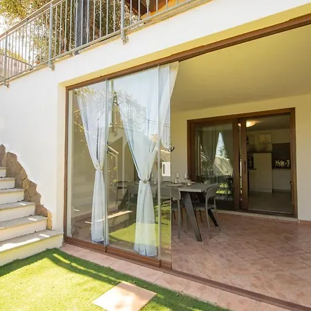 Apartment Veranda With Jacuzzi & Bbq 1 Minute From The Capo Comino