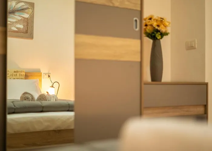 Veranda With Jacuzzi & Bbq 1 Minute From The *